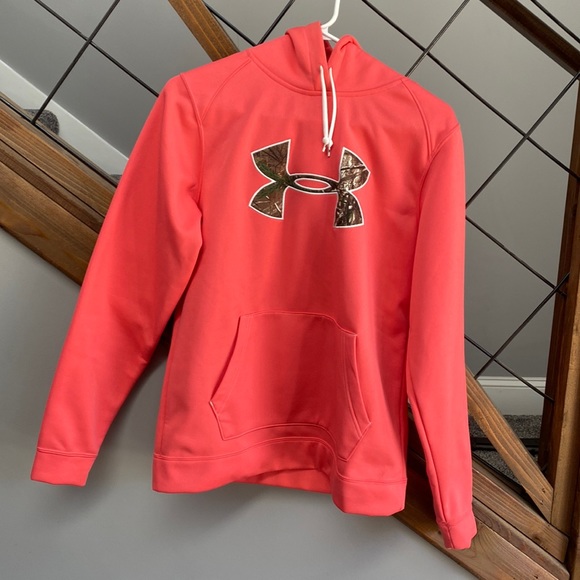 Under Armor Sweatshirt - Picture 1 of 4